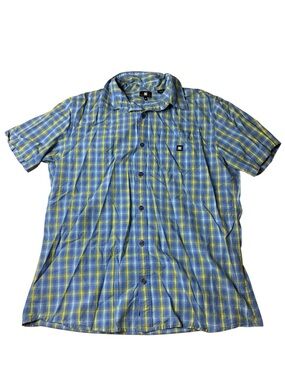 DC Shoes Co. Men’s Plaid Short Sleeve Button Down Shirt - Blue & Yellow - Size M